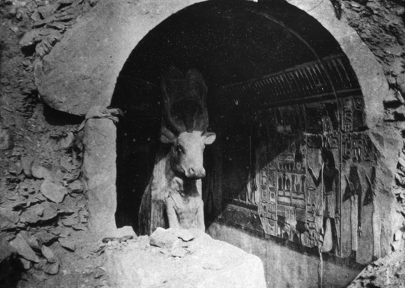 S10.08 Deir-El-Bahari, image 9932