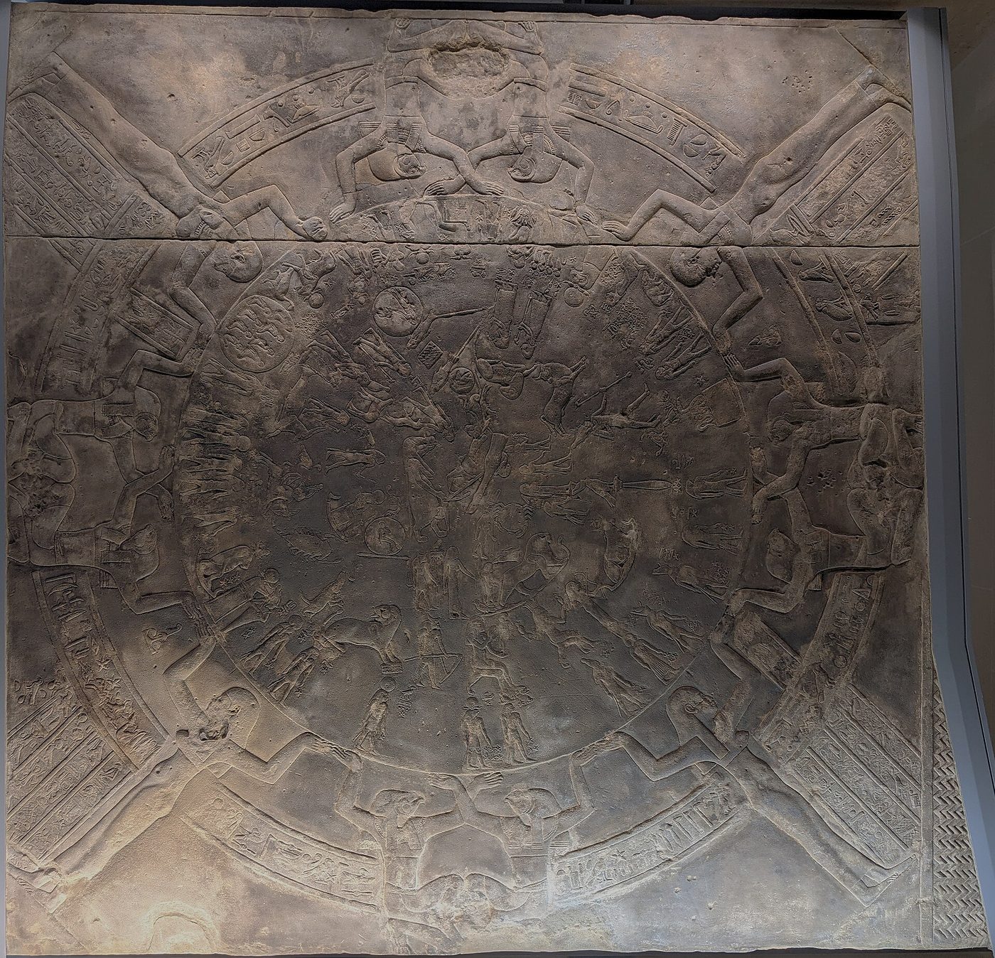 Zodiaque de Dendéra - Musée du Louvre Antiquités Egyptiennes D 38 ; E 13482